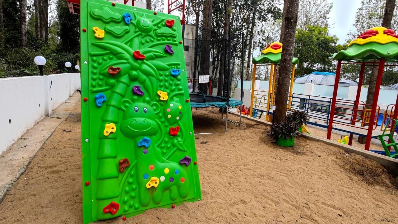 Sun Resorts And Adventures Yercaud Buitenkant foto
