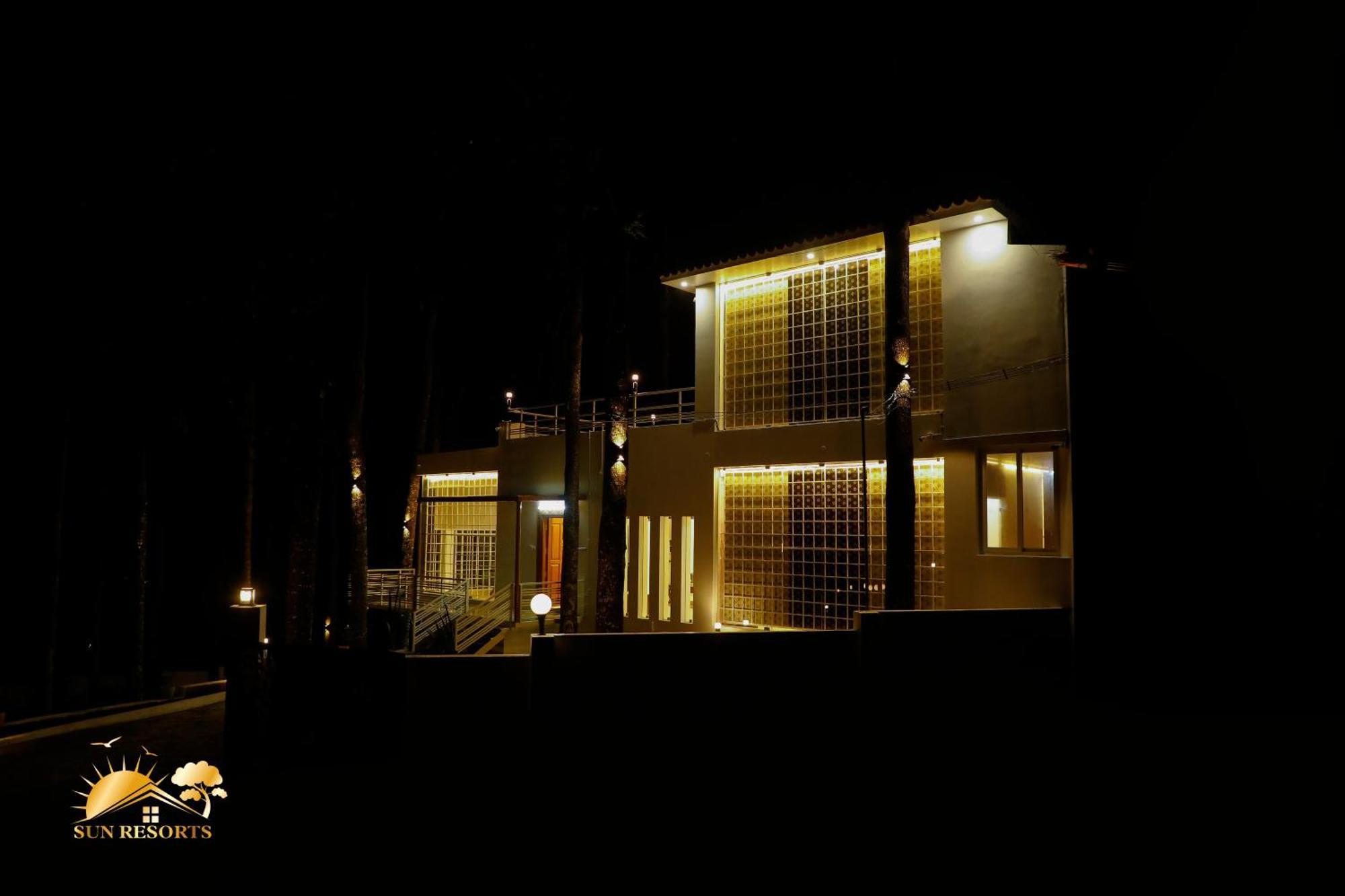 Sun Resorts And Adventures Yercaud Buitenkant foto