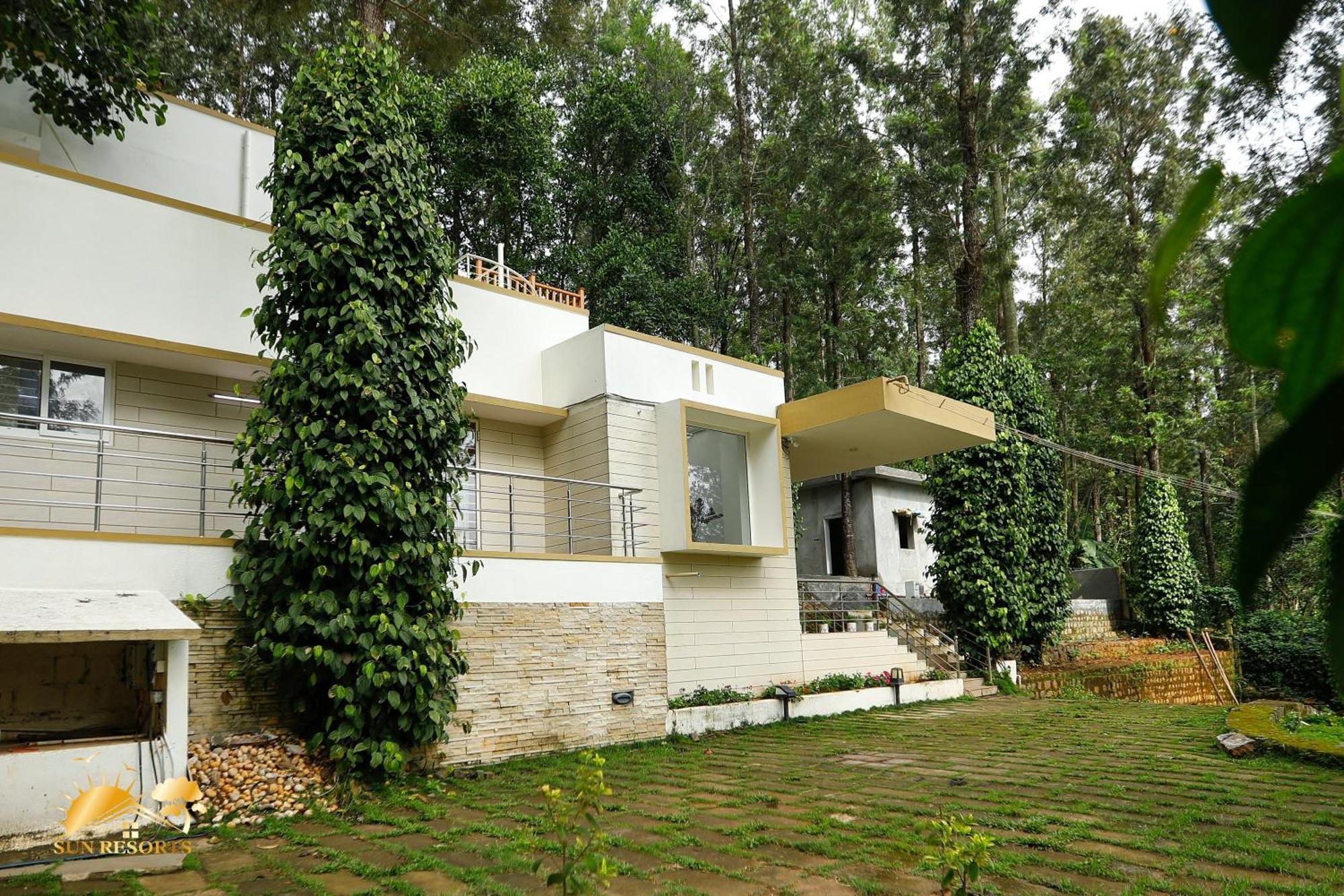 Sun Resorts And Adventures Yercaud Buitenkant foto